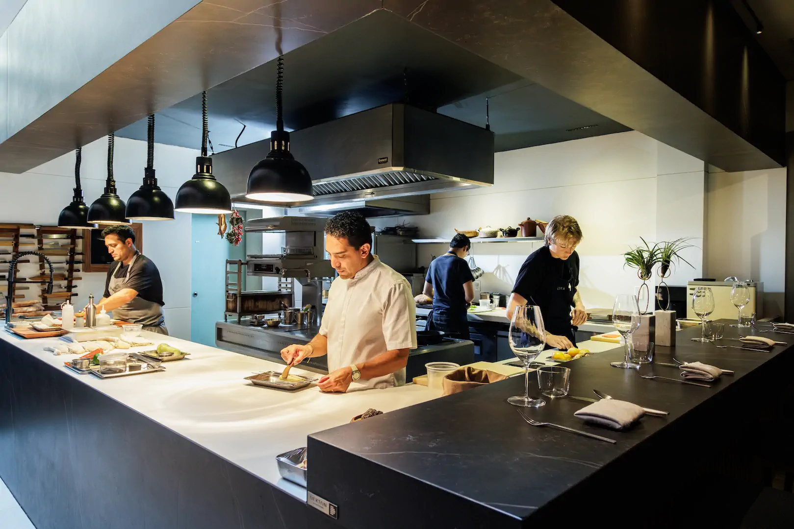 Lorea open kitchen, Roma Norte